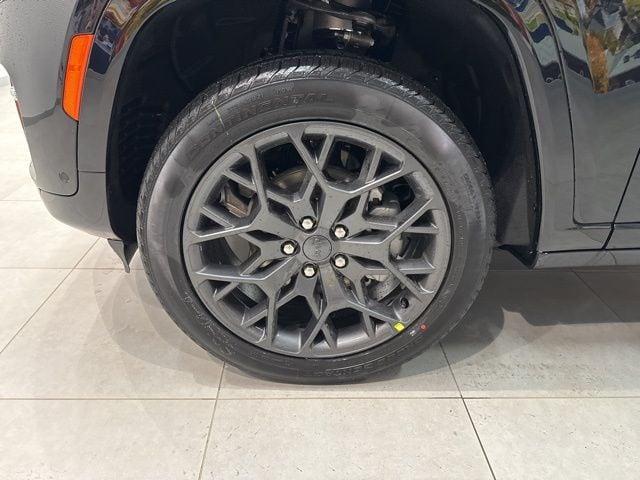 new 2025 Jeep Grand Cherokee car, priced at $58,520