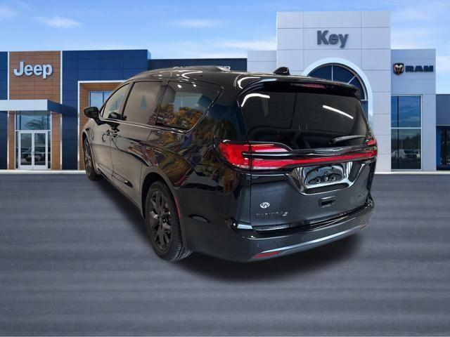 new 2026 Chrysler Pacifica car, priced at $47,245