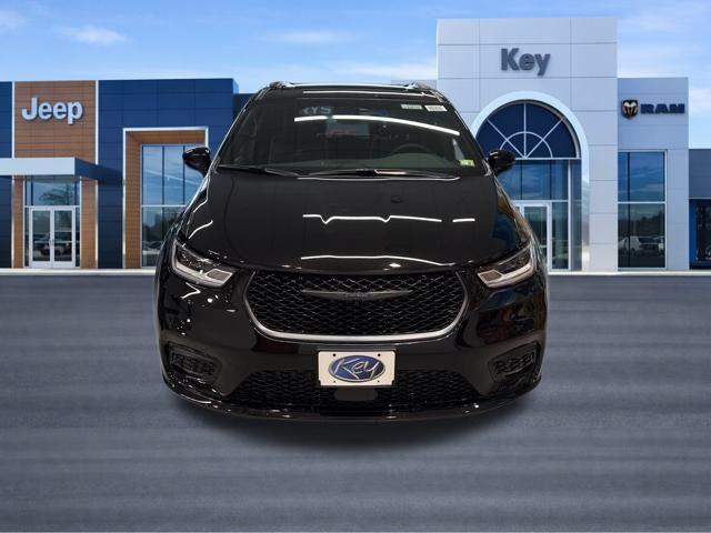 new 2026 Chrysler Pacifica car, priced at $47,245