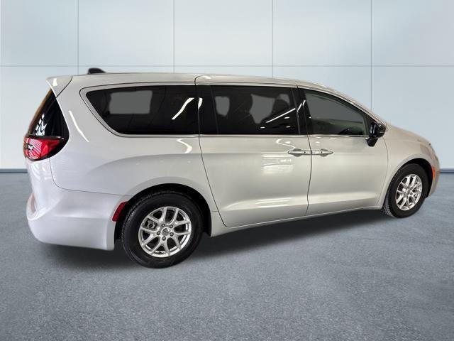 used 2024 Chrysler Pacifica car, priced at $24,639