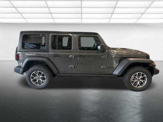 new 2025 Jeep Wrangler car, priced at $41,325