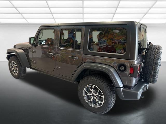 new 2025 Jeep Wrangler car, priced at $41,325