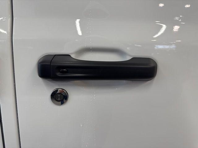 new 2026 Jeep Gladiator car, priced at $46,035