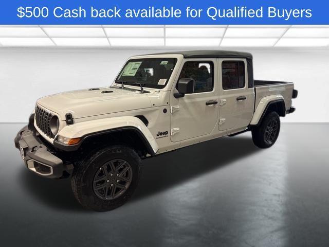 new 2026 Jeep Gladiator car, priced at $46,035