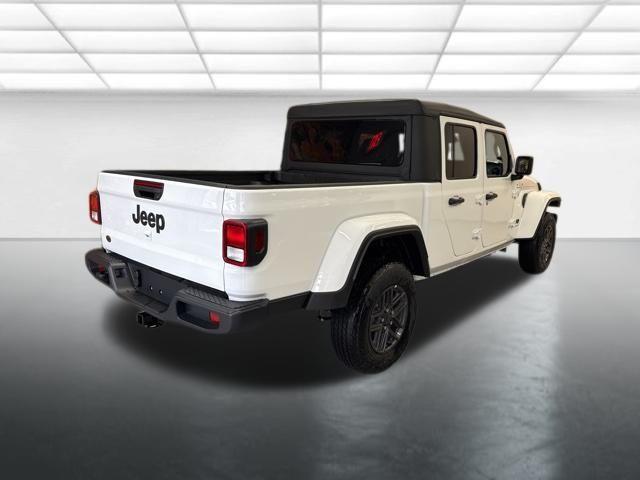 new 2026 Jeep Gladiator car, priced at $46,035