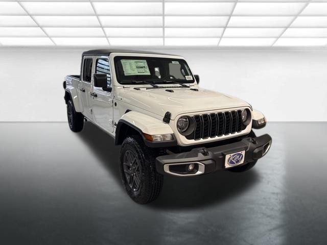 new 2026 Jeep Gladiator car, priced at $46,035