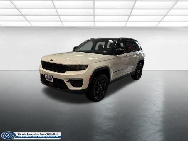 new 2025 Jeep Grand Cherokee car, priced at $45,890