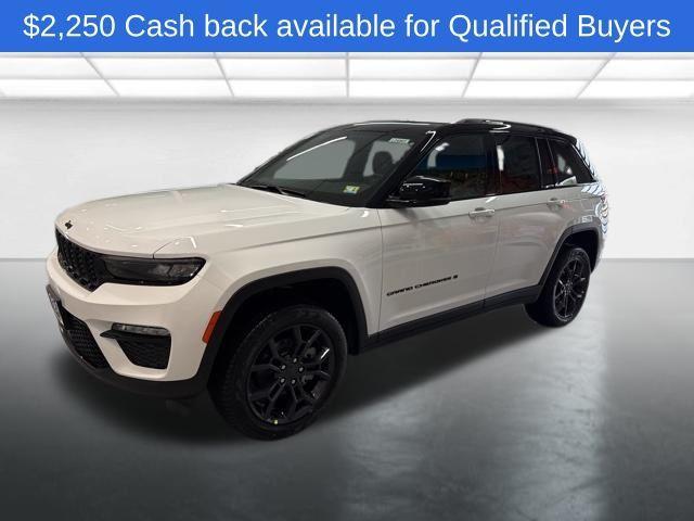 new 2025 Jeep Grand Cherokee car, priced at $45,890