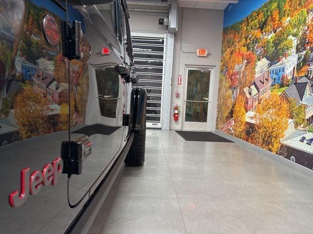 new 2026 Jeep Gladiator car, priced at $59,780