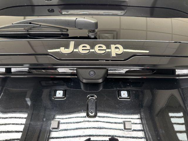 new 2026 Jeep Cherokee car, priced at $44,085