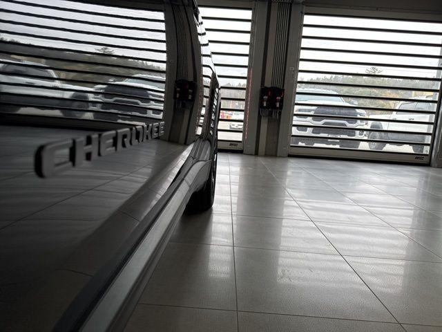 new 2026 Jeep Cherokee car, priced at $43,085