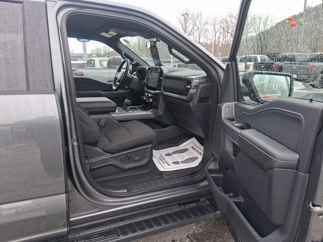 new 2025 Ford F-150 car, priced at $56,279