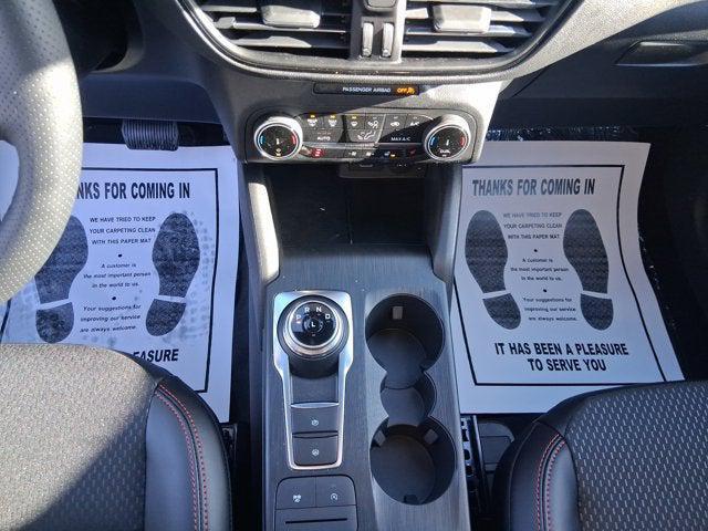 new 2025 Ford Escape car, priced at $30,295