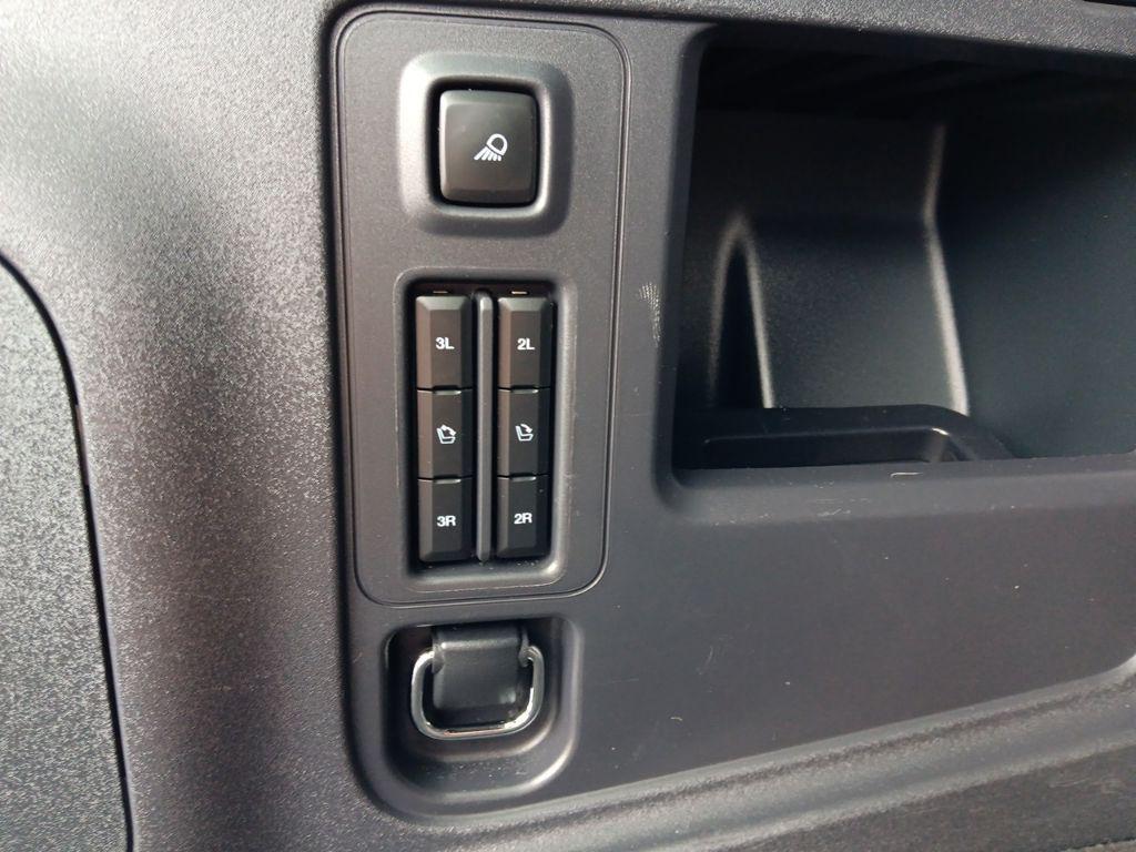 used 2025 Ford Expedition car, priced at $75,045