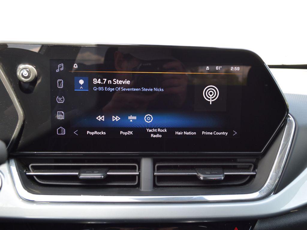 used 2025 Chevrolet Trax car, priced at $22,152