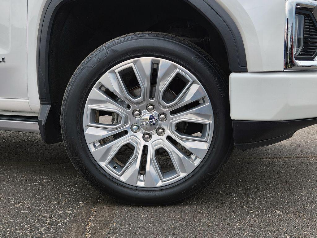 used 2022 GMC Sierra 1500 car, priced at $42,973