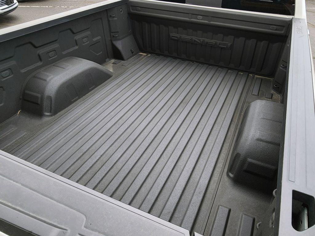 used 2022 GMC Sierra 1500 car, priced at $42,973