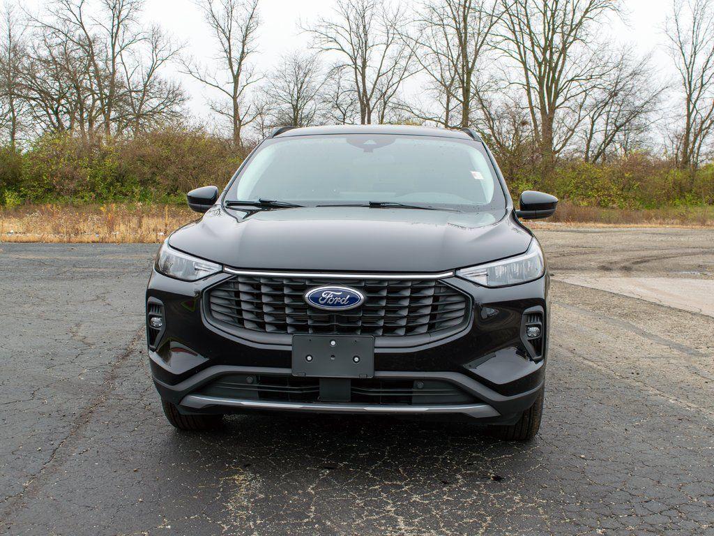 used 2024 Ford Escape PHEV car, priced at $23,612
