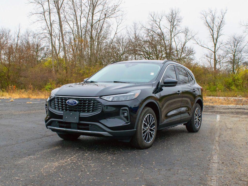 used 2024 Ford Escape PHEV car, priced at $23,612