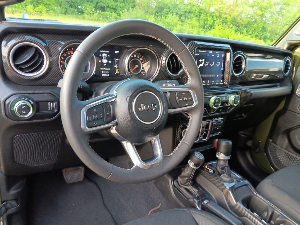 used 2023 Jeep Gladiator car, priced at $34,105