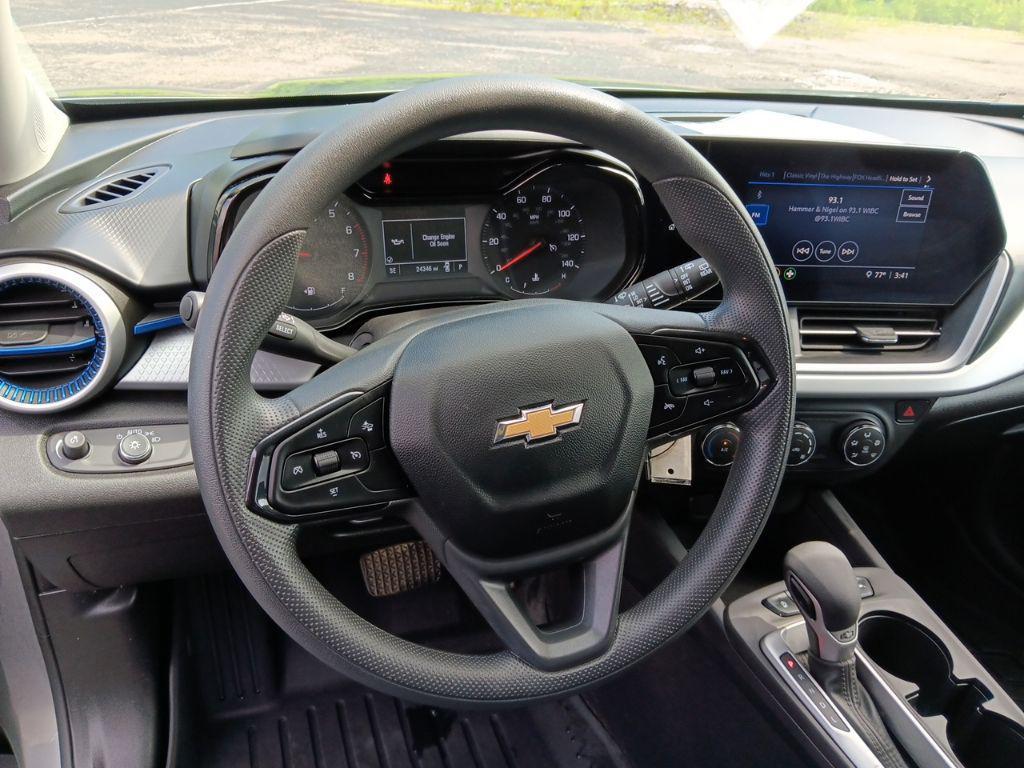 used 2024 Chevrolet Trax car, priced at $21,238