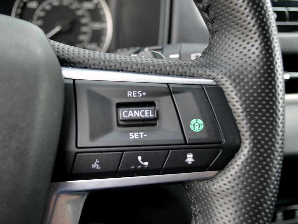 used 2025 Mitsubishi Outlander car, priced at $27,521