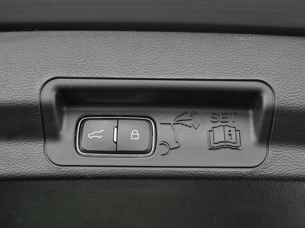 used 2022 Ford Explorer car, priced at $27,199