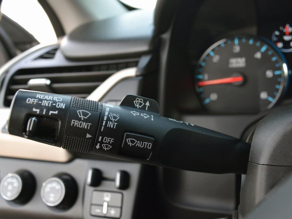 used 2018 GMC Yukon car, priced at $28,355