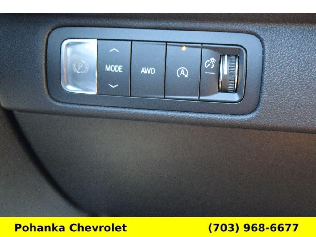 new 2026 Chevrolet Traverse car, priced at $41,495