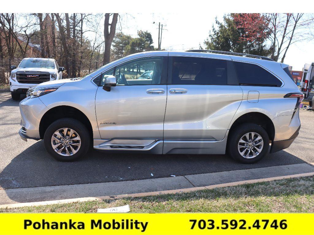 used 2023 Toyota Sienna car, priced at $79,995