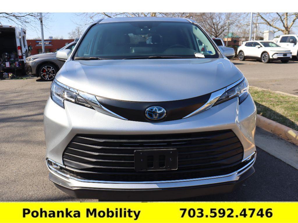 used 2023 Toyota Sienna car, priced at $79,995