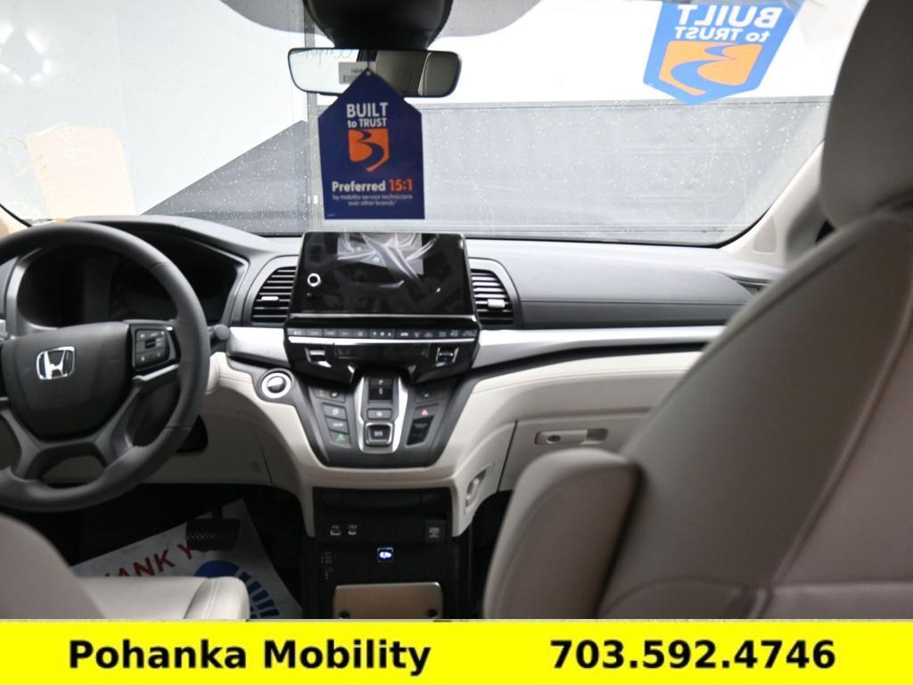 used 2026 Honda Odyssey car, priced at $88,890