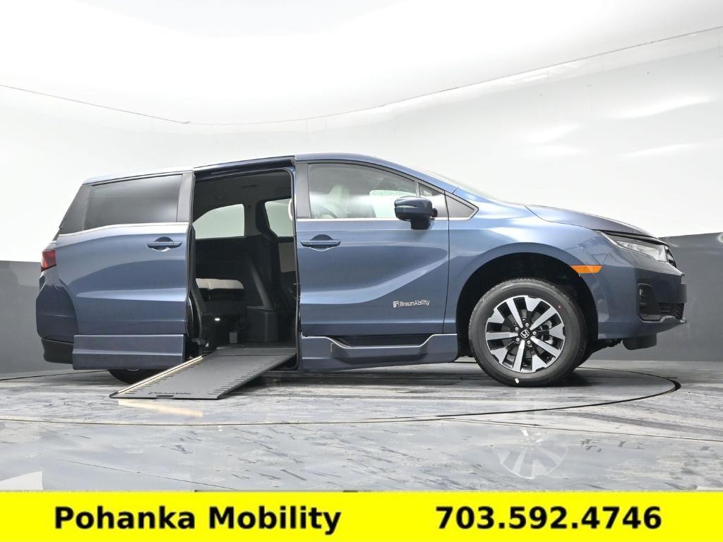 used 2026 Honda Odyssey car, priced at $88,890