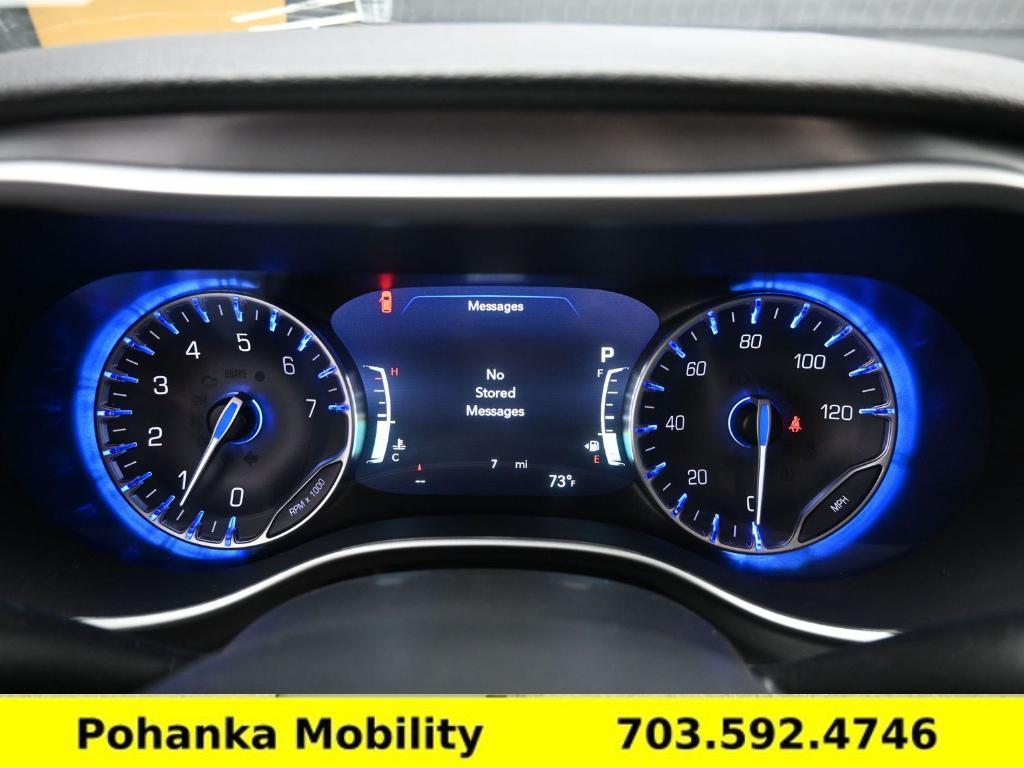 used 2026 Chrysler Pacifica car