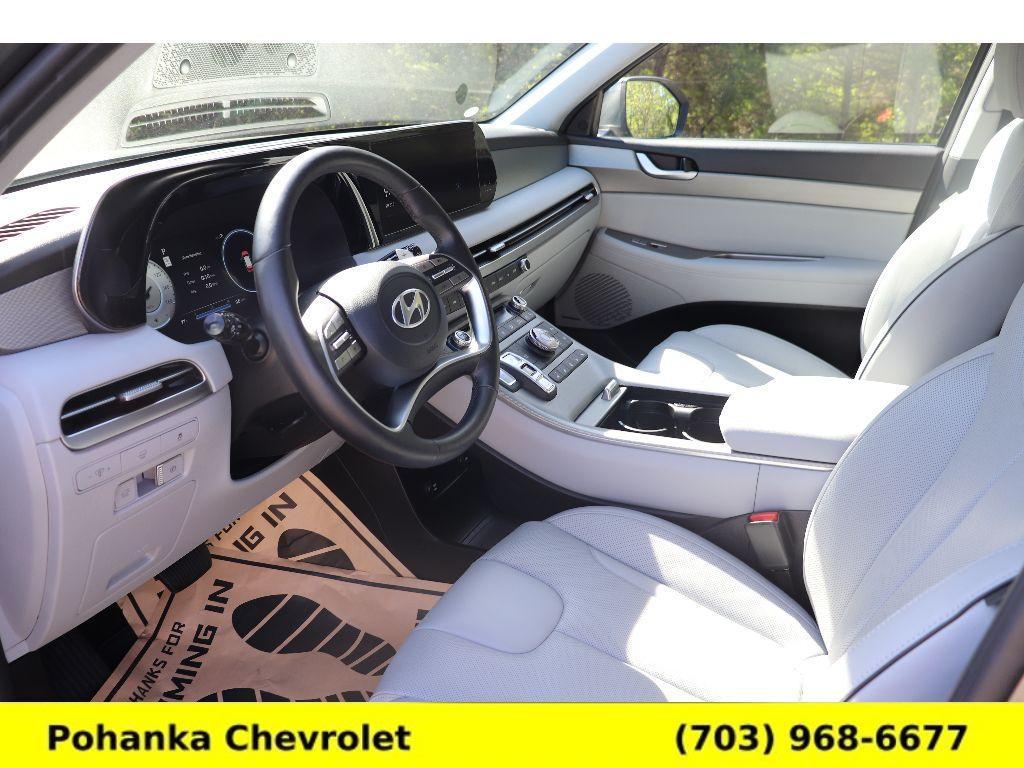 used 2024 Hyundai Palisade car, priced at $41,900