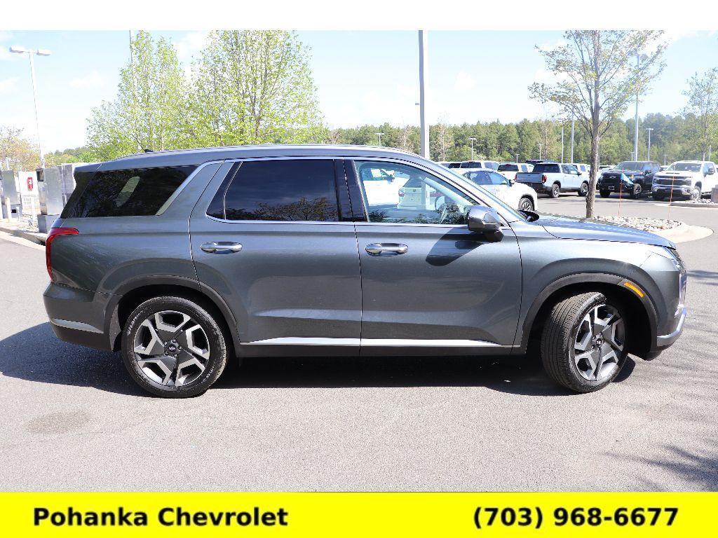 used 2024 Hyundai Palisade car, priced at $41,900