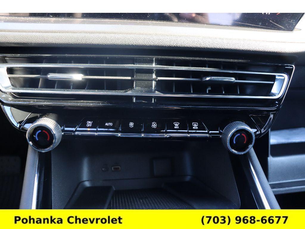 new 2026 Chevrolet Traverse car, priced at $42,795