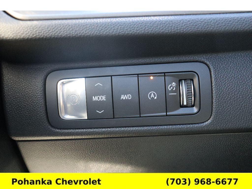 new 2026 Chevrolet Traverse car, priced at $42,795