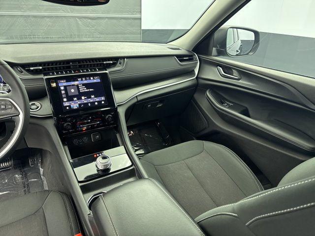 used 2023 Jeep Grand Cherokee car, priced at $26,725