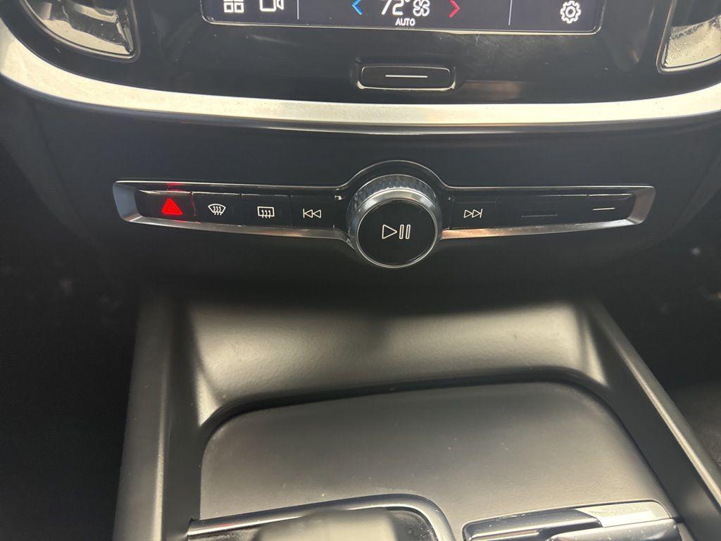 used 2024 Volvo S60 car, priced at $25,399