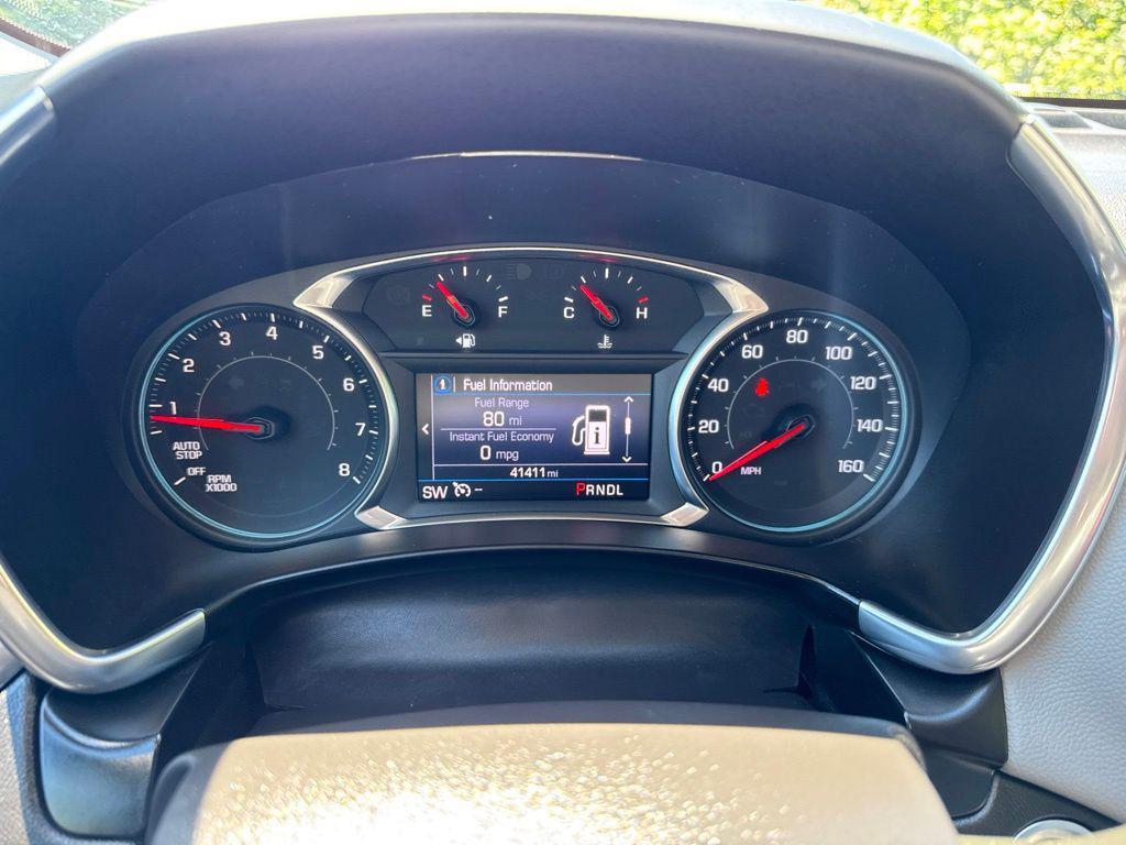 used 2022 Chevrolet Equinox car, priced at $21,199