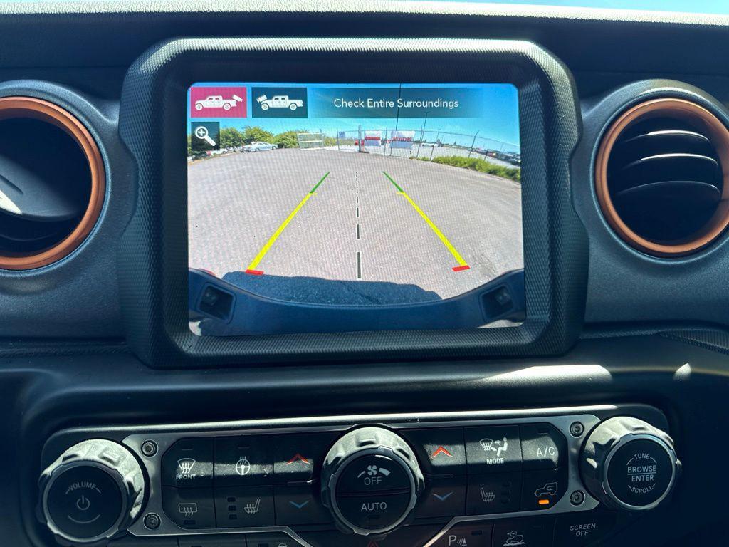 used 2021 Jeep Gladiator car, priced at $36,077