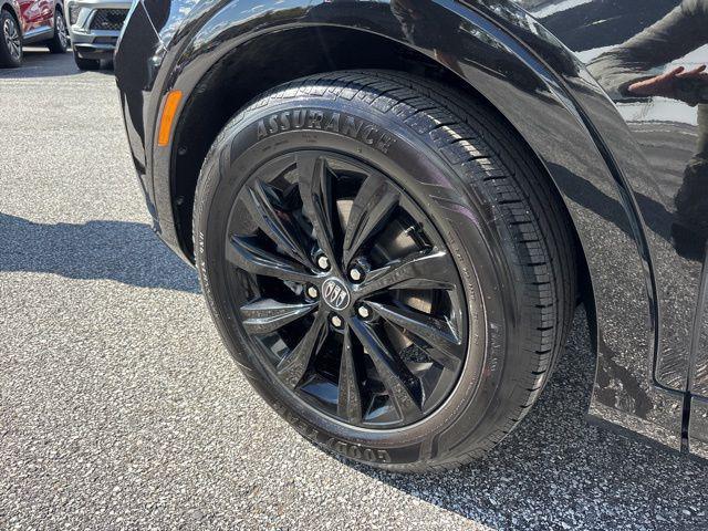 used 2025 Buick Envista car, priced at $25,000