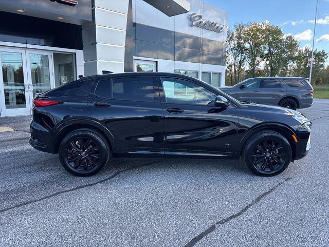 used 2025 Buick Envista car, priced at $25,000