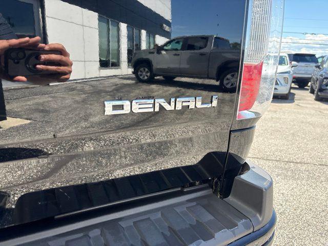 used 2019 GMC Canyon car, priced at $26,498