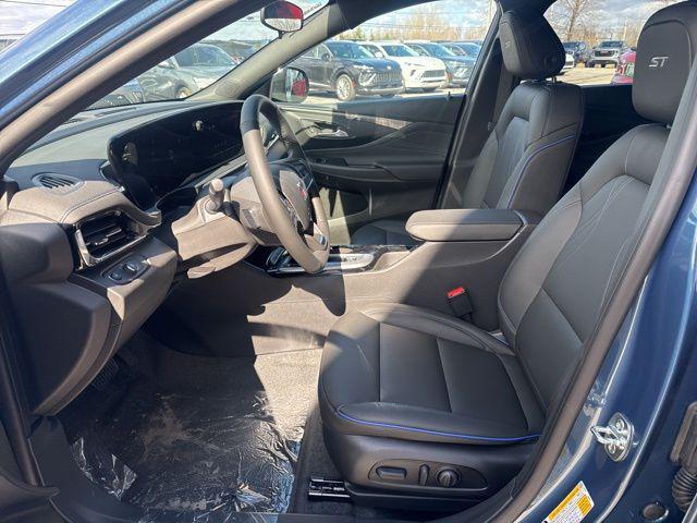 new 2026 Buick Envista car, priced at $27,135