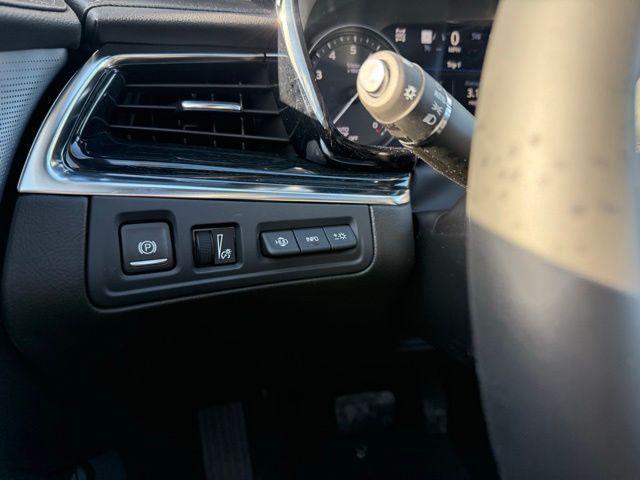 new 2026 Cadillac XT5 car, priced at $58,045