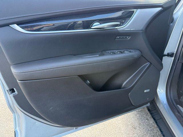 new 2026 Cadillac XT5 car, priced at $60,895