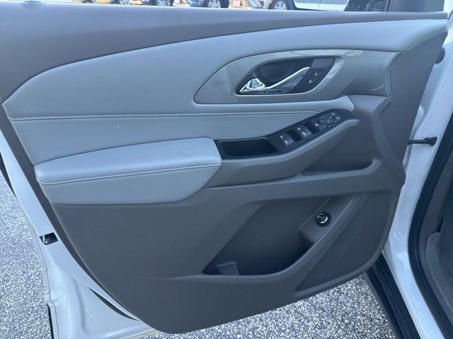 used 2020 Chevrolet Traverse car, priced at $13,489