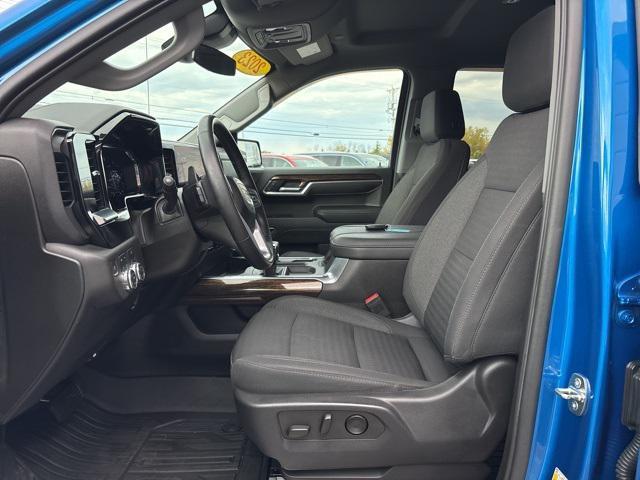 used 2023 GMC Sierra 1500 car, priced at $42,598